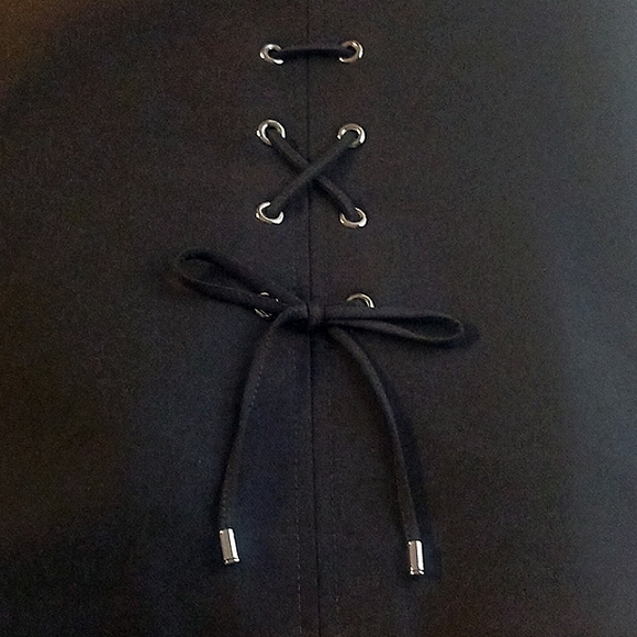 Talbot's NWT Black Pencil Skirt-Size 10-Career Wear - Picture 2 of 9